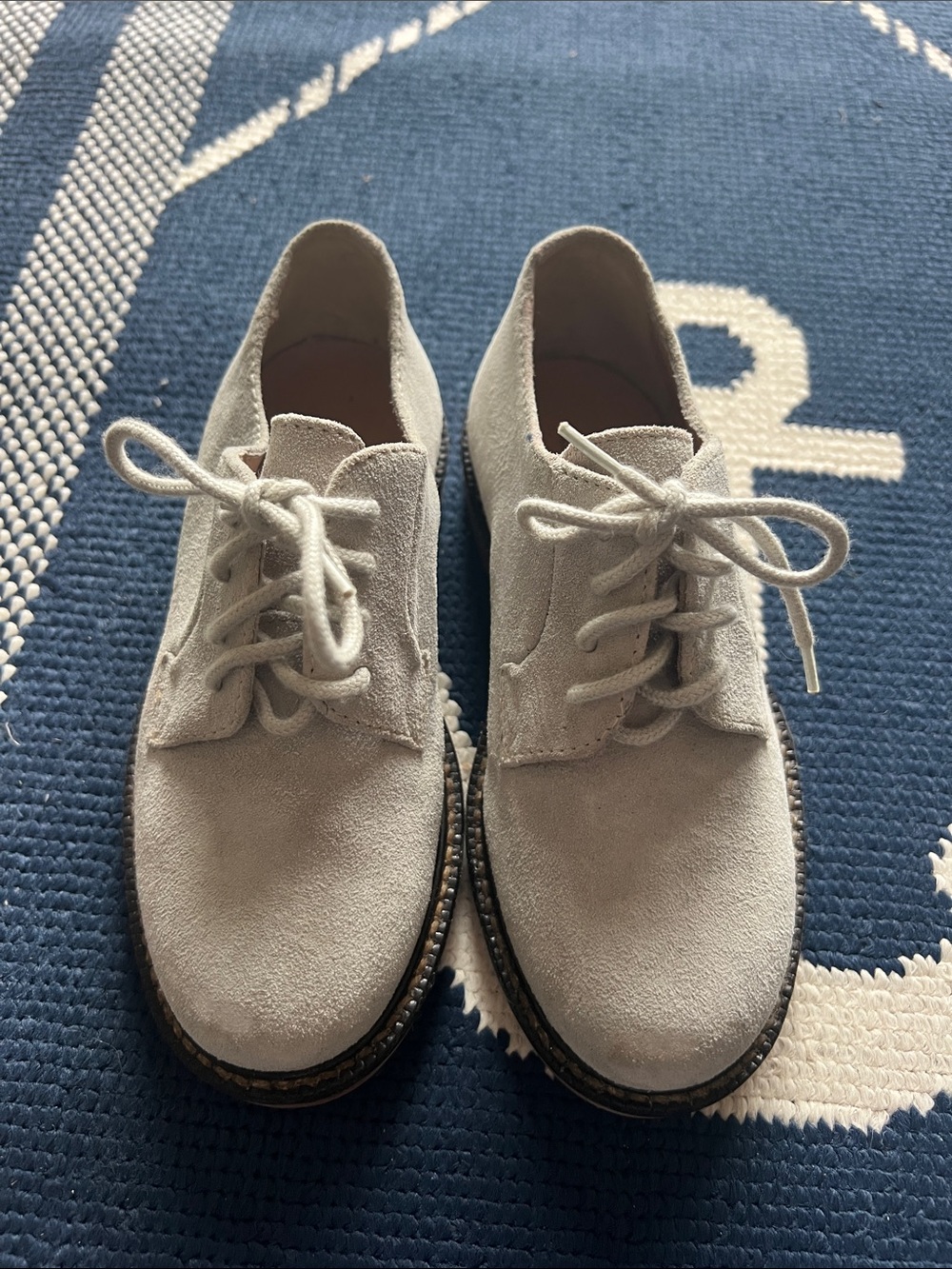 Boys Crewcuts White Bucs Size 10
